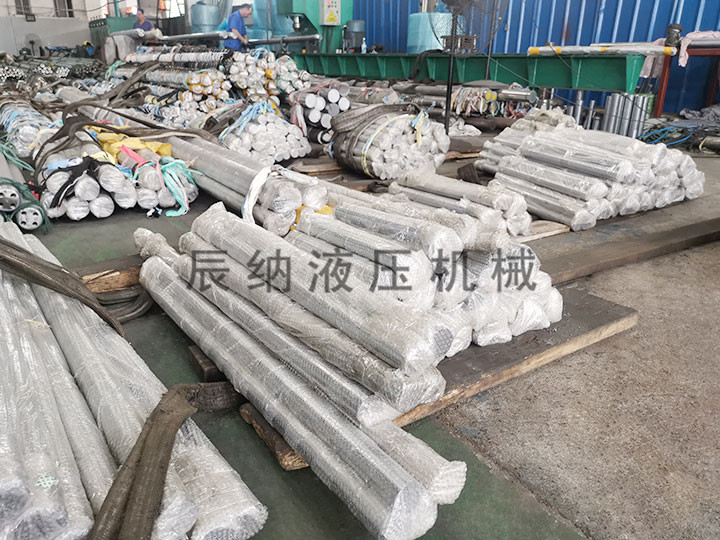 成品活塞杆